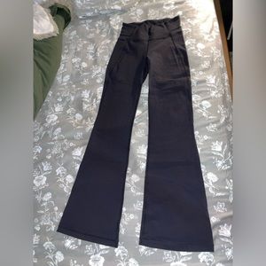 Women’s Lululemon Flare Yoga Pants